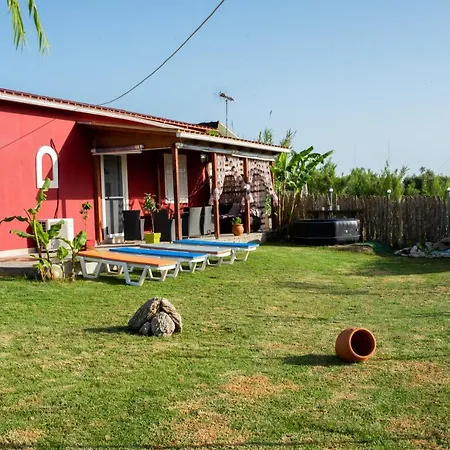 Konstantinos Holiday House * Laganas